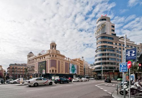 Gran Via Suites Madrid Buitenkant foto