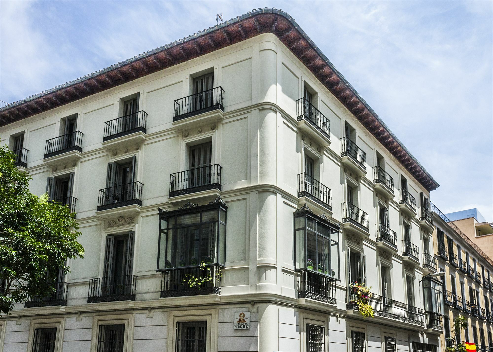 Gran Via Suites Madrid Buitenkant foto